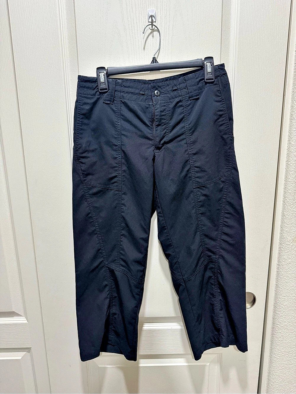 Patagonia Women’s Black Hiking Outdoor Pants Size 6